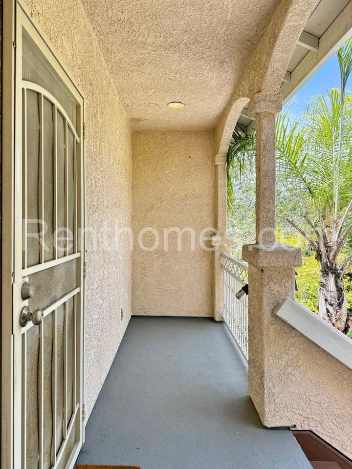 2065 Cherokee Ln - Photo 2 of 28