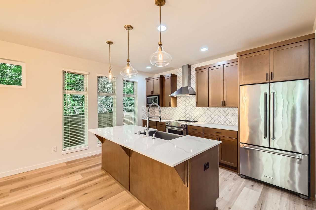 19121 1st Dr Se #A - Photo 3 of 21