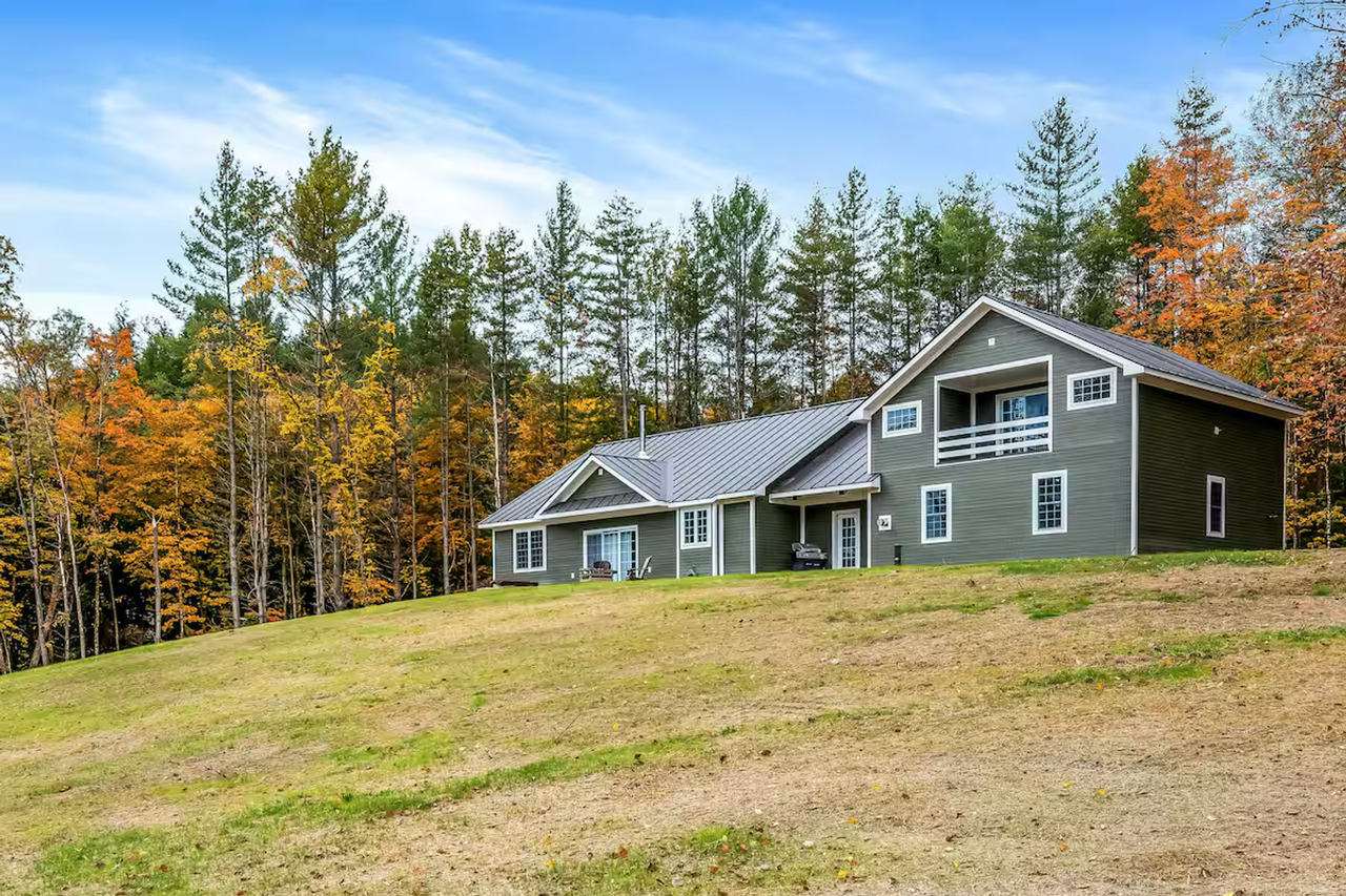 167 E Countryside Rd - Photo 2 of 33