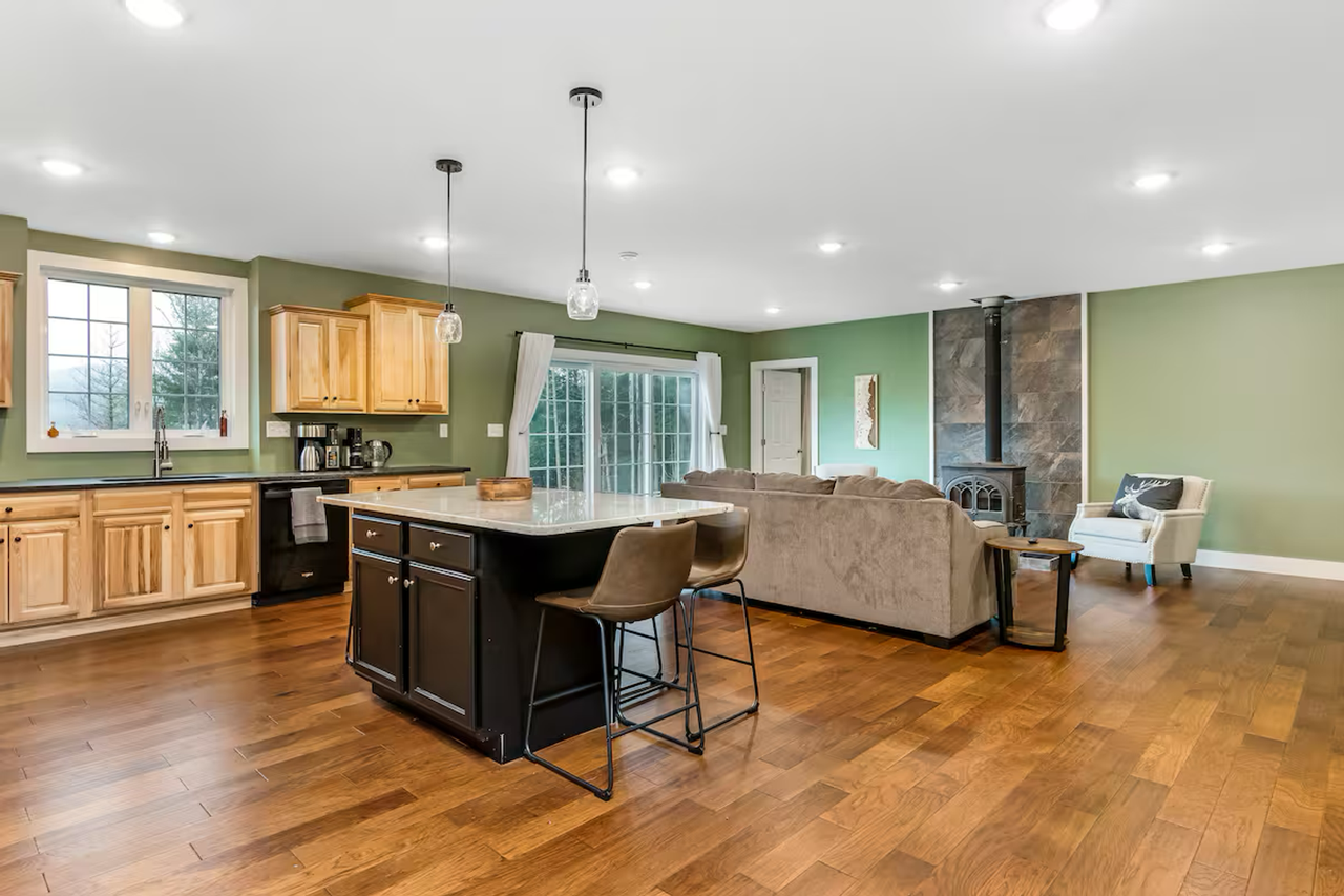 167 E Countryside Rd - Photo 5 of 33