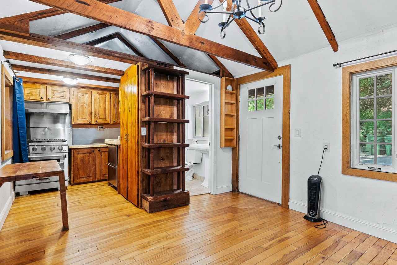 525 Bethany Dr #B - Photo 3 of 10