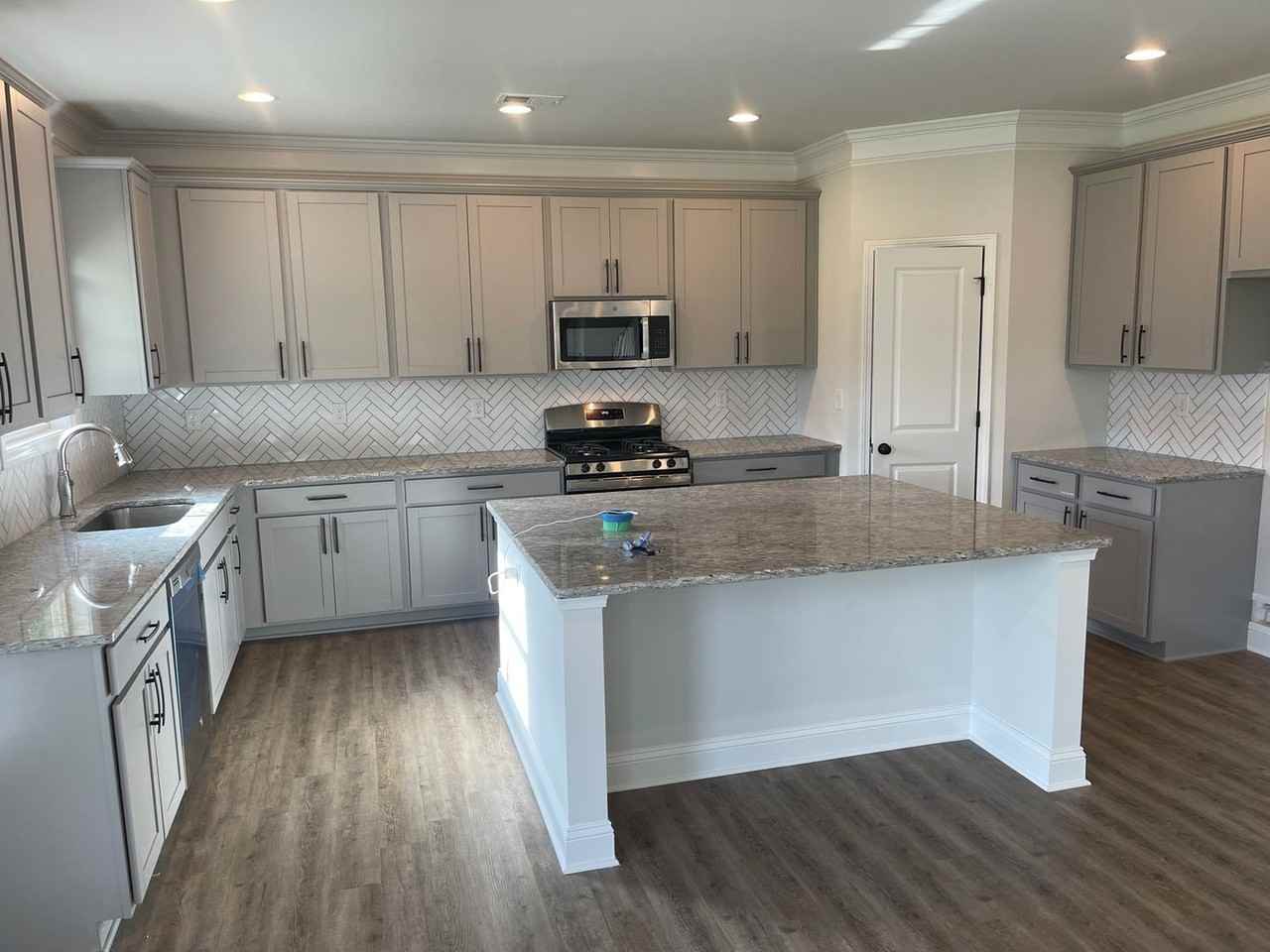 308 Hudson Chase Ct - Photo 5 of 12