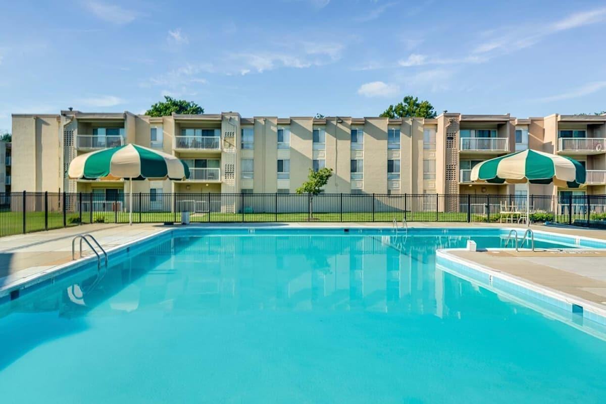 6024 Surrey Square Ln