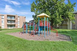 6024 Surrey Square Ln - Photo 1 of 1