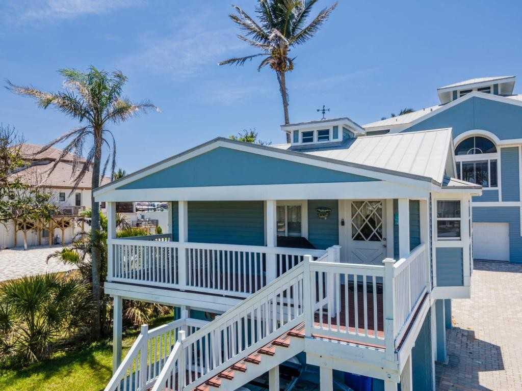 950 San Carlos Dr - Photo 5 of 36