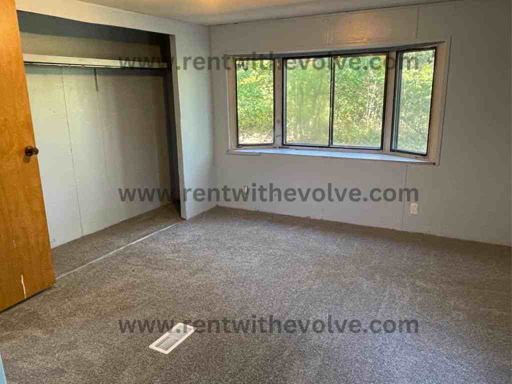 14221 E 1300 N - Photo 3 of 12