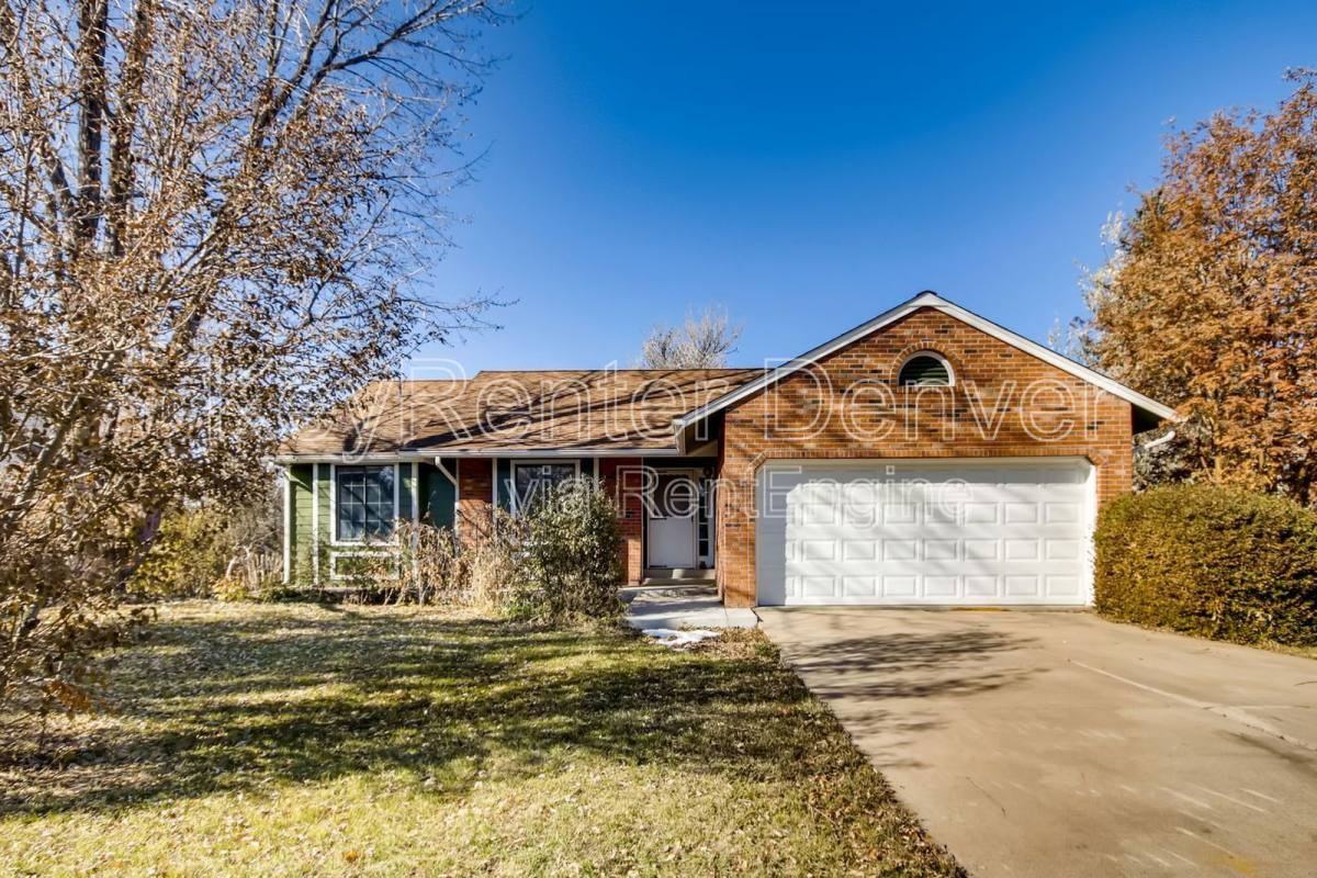 11527 E Highline Pl - Photo 2 of 10