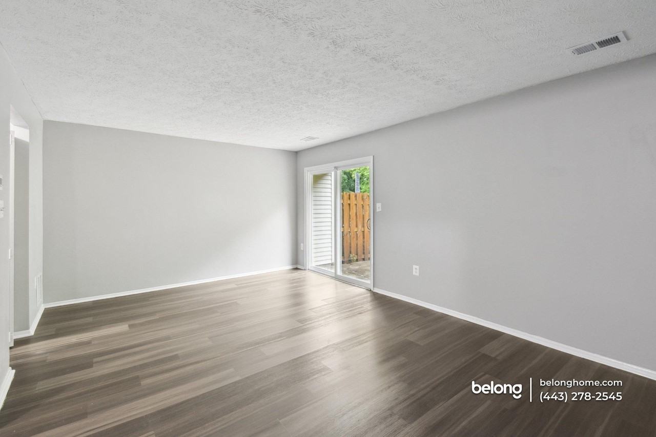 1024 Dorset Dr - Photo 2 of 17