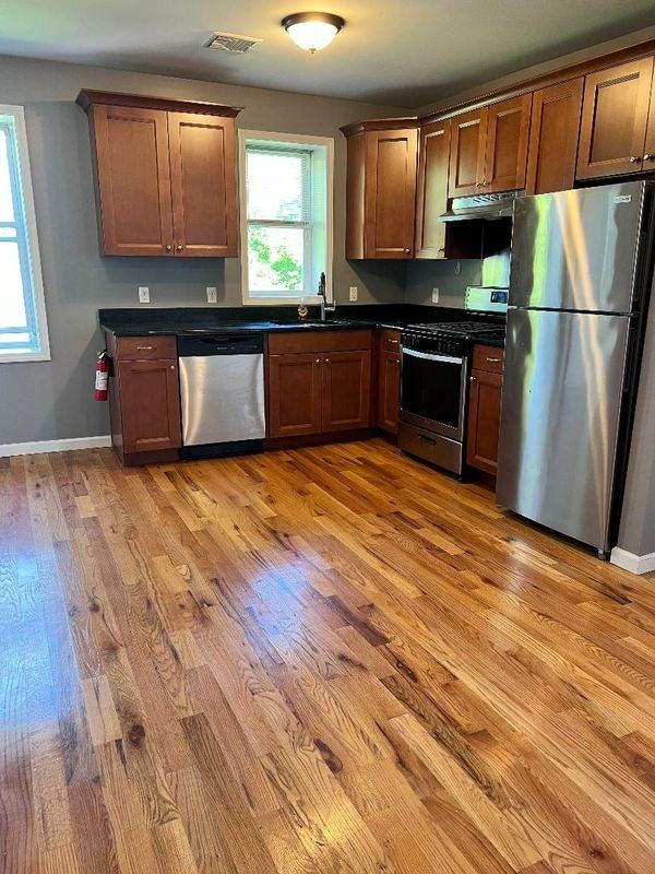 42 Blanche Ave - Photo 2 of 9