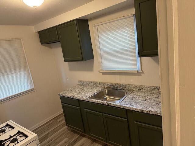 19222 Riopelle St - Photo 3 of 10