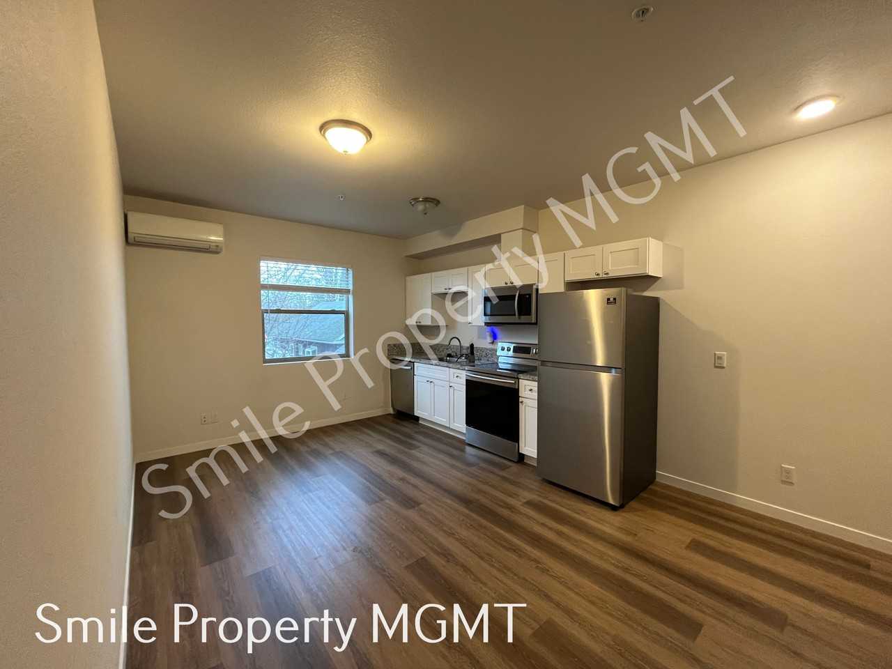 6940 Se Long St #8 - Photo 2 of 5