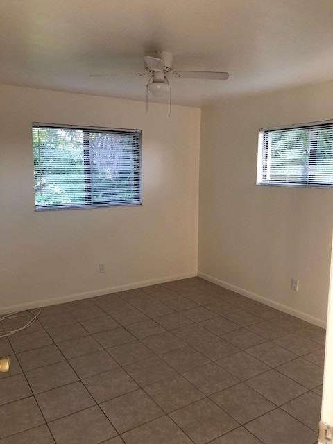 1318 Se 40th Ter #3 - Photo 3 of 39