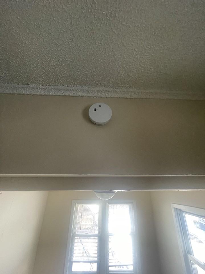 119 3rd St S #2 - Photo 3 of 18