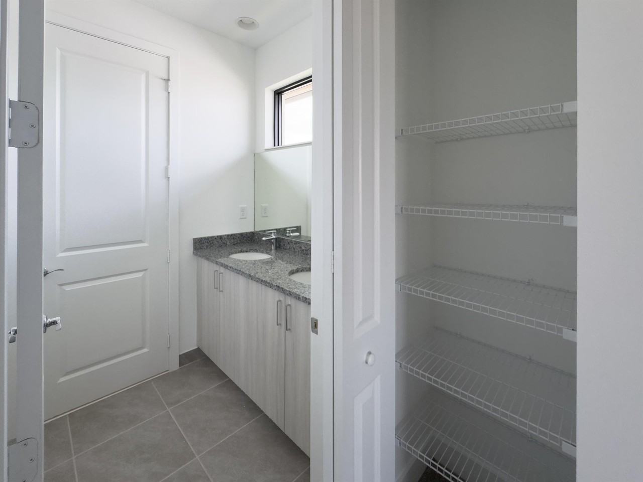 5286 Nevola Ave - Photo 3 of 50