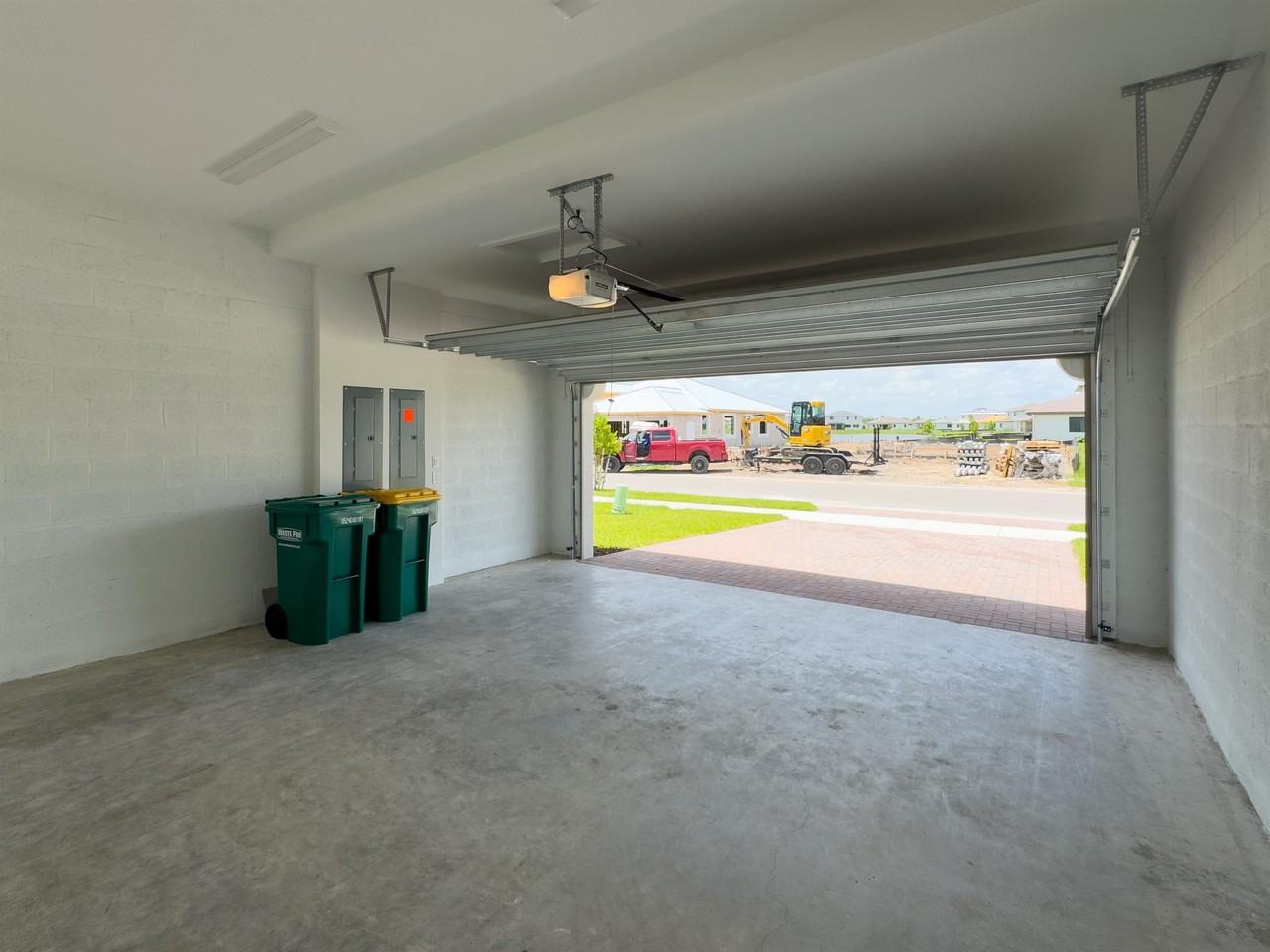 5286 Nevola Ave - Photo 6 of 50