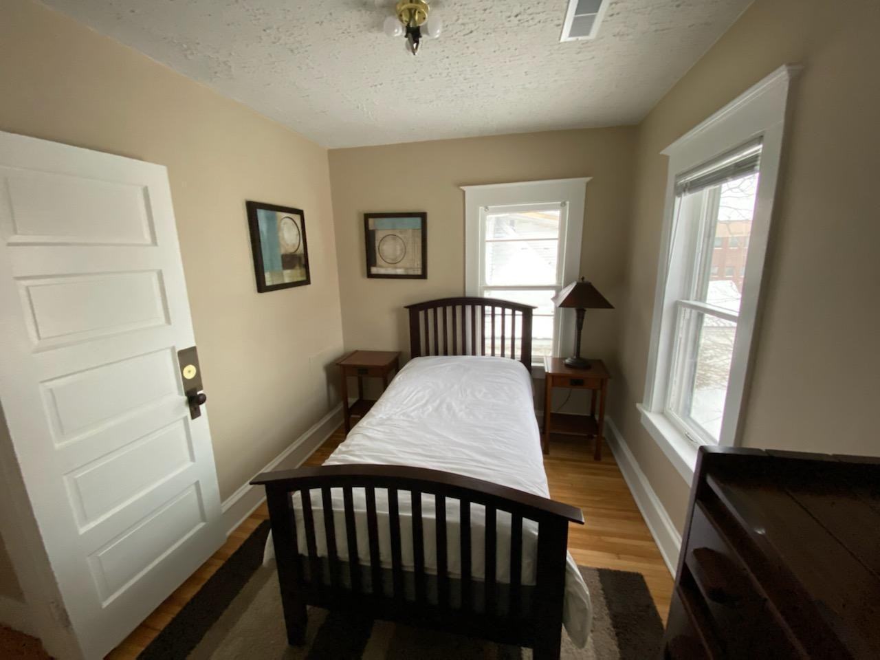 1427 Bellinger St #2 - Photo 7 of 9