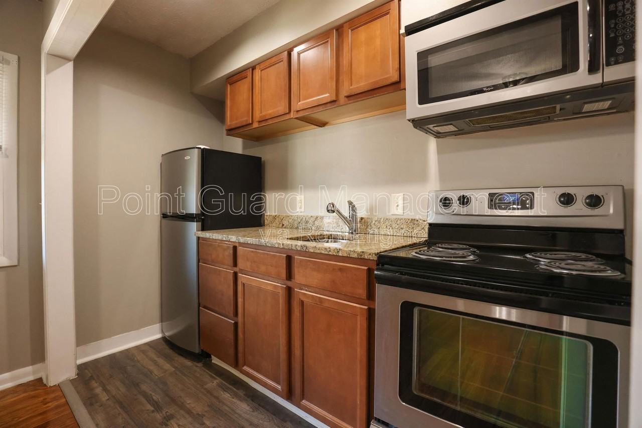 4916 California St #3 - Photo 2 of 10