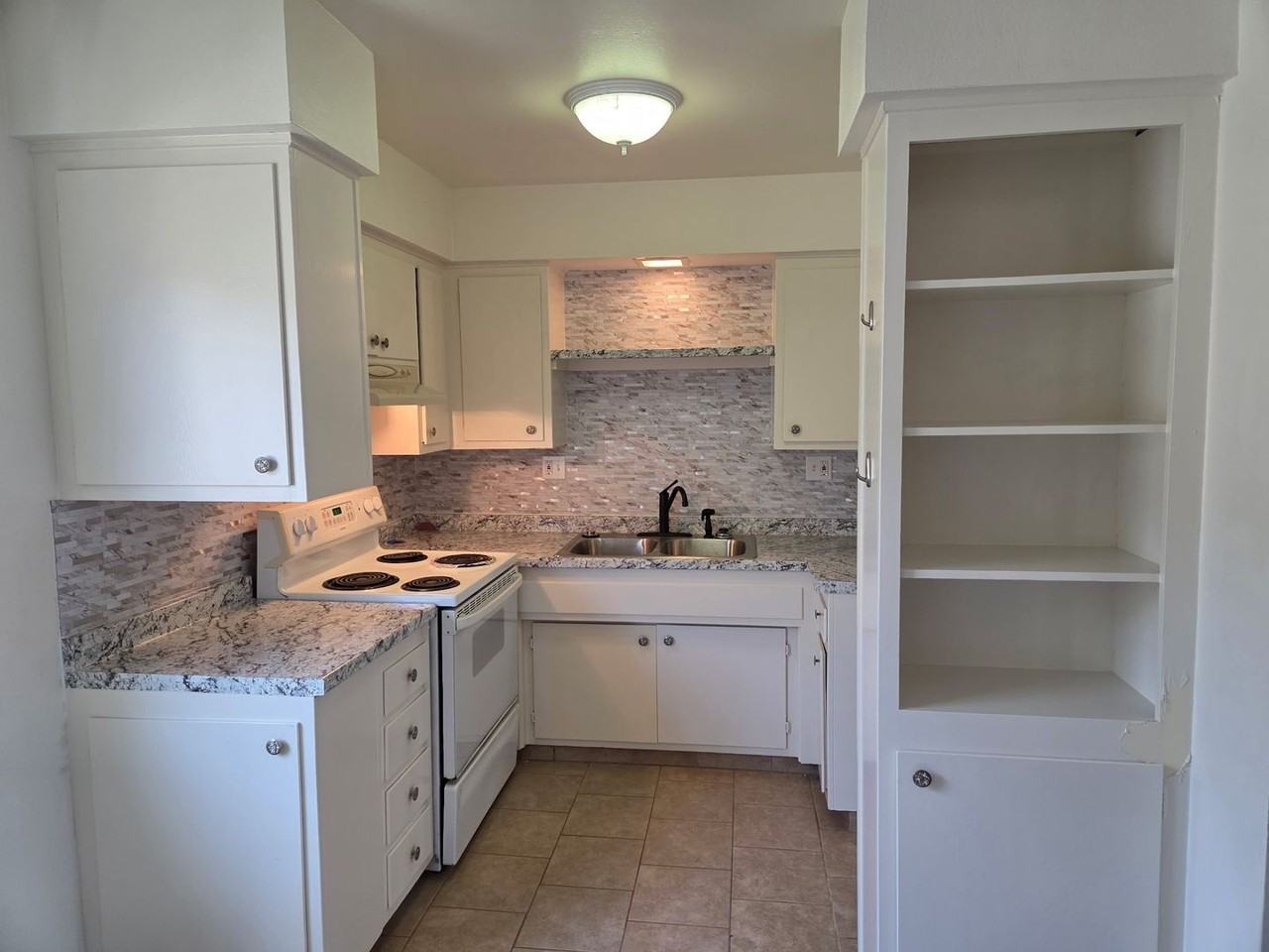 333 Ellwood Beach Dr #7 - Photo 3 of 6
