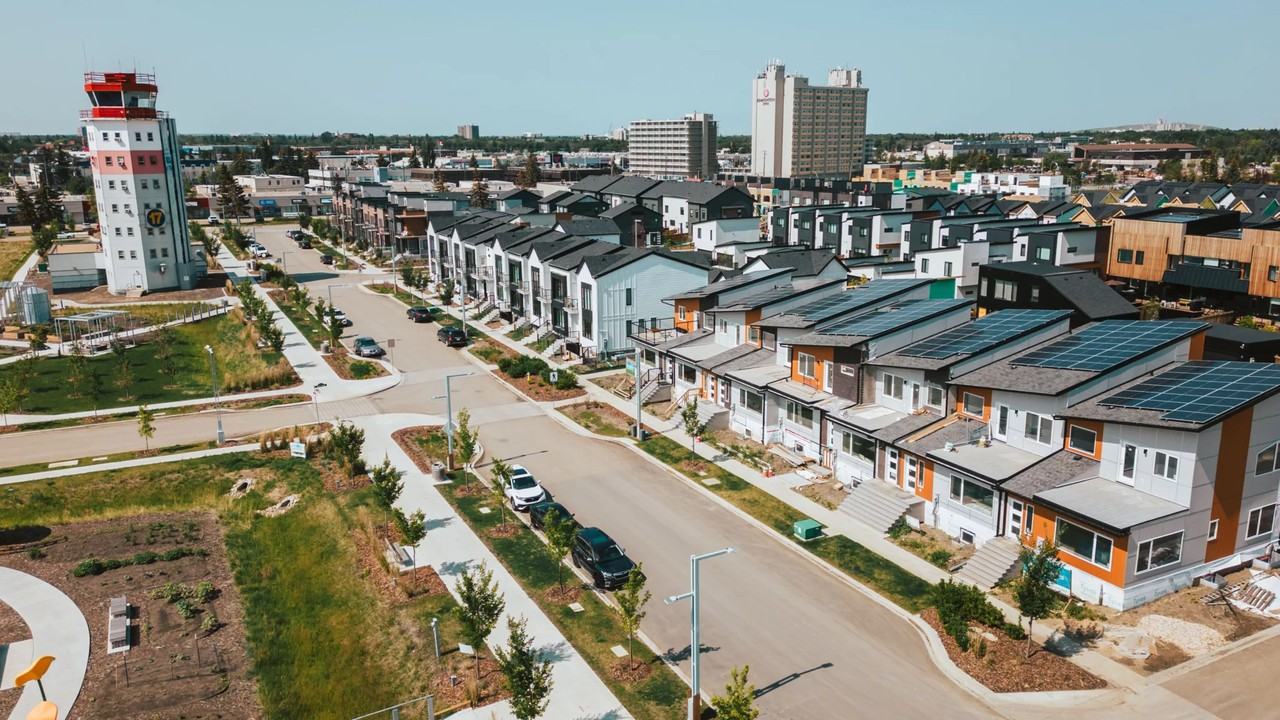 7816 Yorke Road - Photo 2 of 28