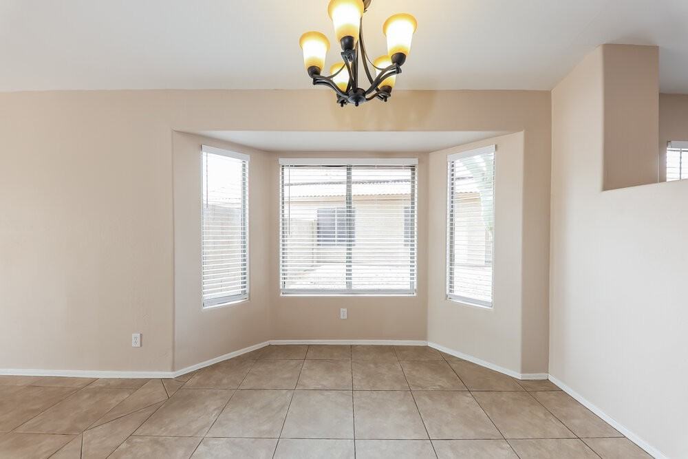 14067 W Two Guns Trl - Photo 5 of 16