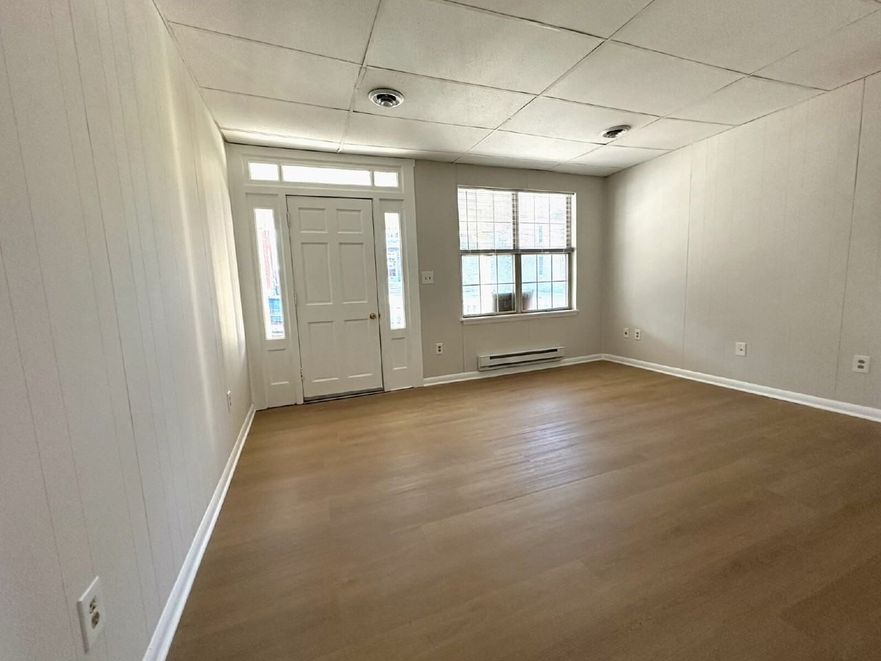 41 Liberty St Apt A - Photo 2 of 6