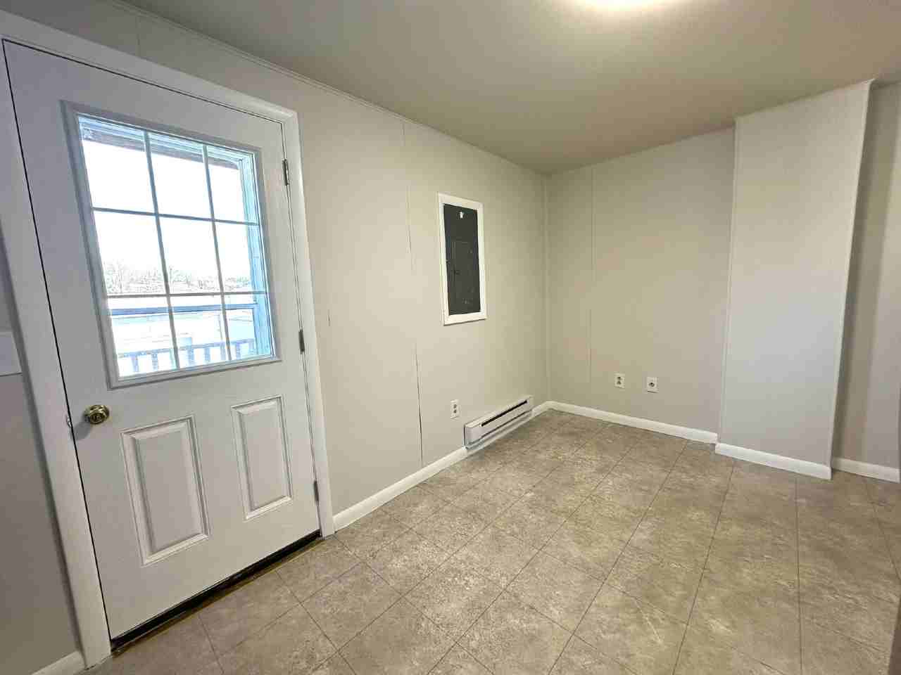 41 Liberty St Apt A - Photo 5 of 6