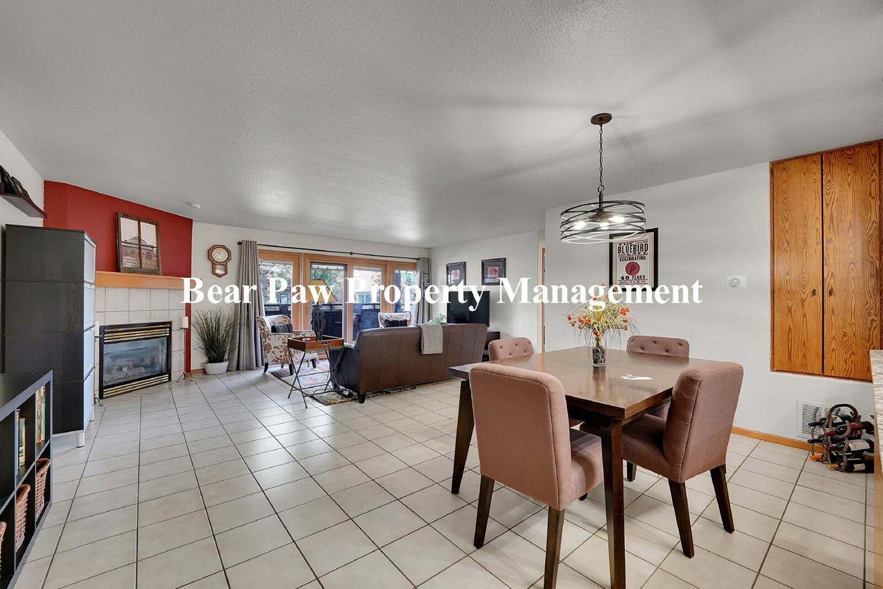 23636 Pondview Pl - Photo 2 of 32