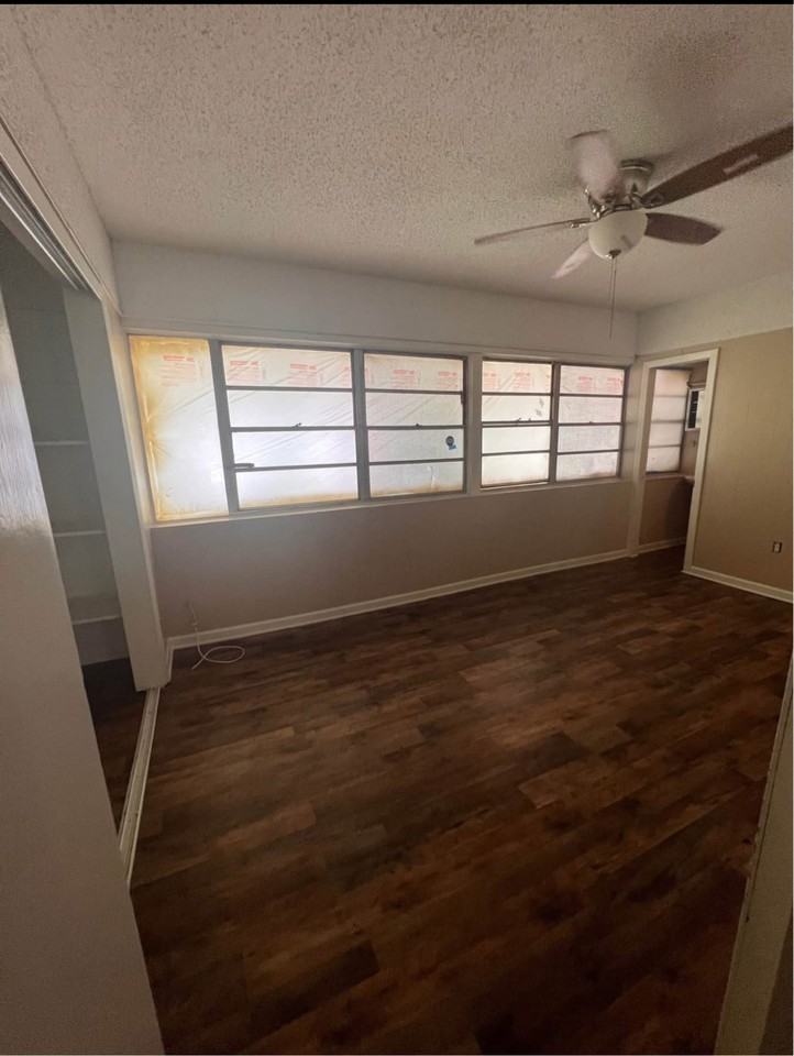 5106 Bradley St - Photo 3 of 9