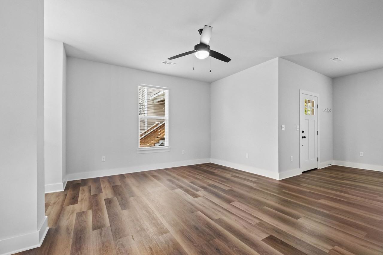 936 S Wichita Ave - Photo 7 of 31