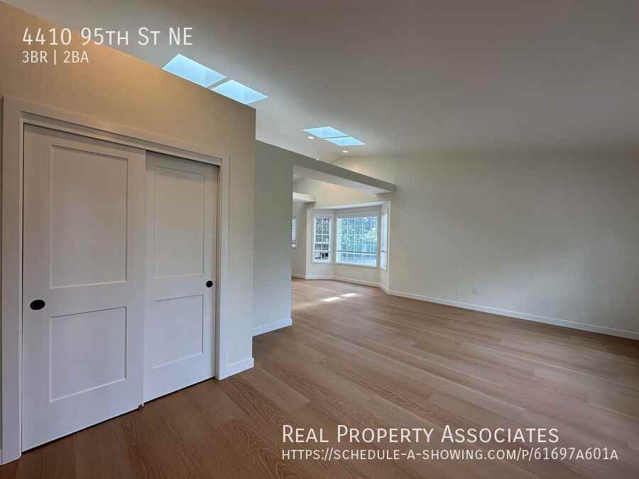 4410 95th St Ne - Photo 3 of 21