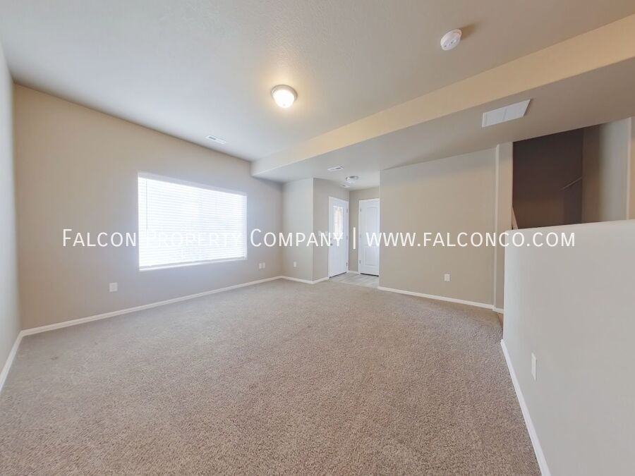7713 Jack Pine Grv - Photo 3 of 15