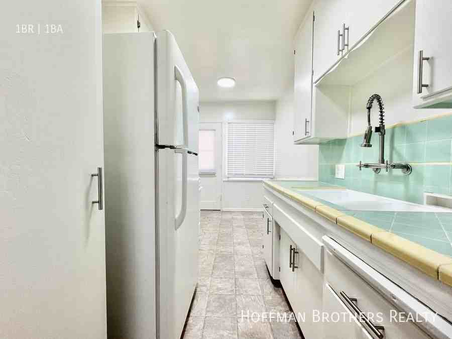 731 S Mansfield Ave #2A