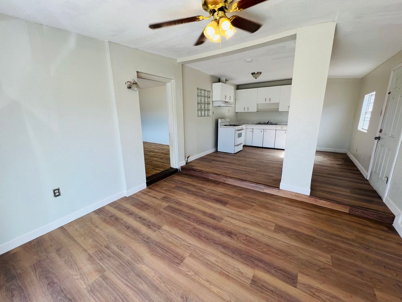 Jefferson 3722 (Group 2) - Photo 3 of 18