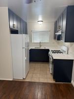 featured image of 1432 Robinson Ave