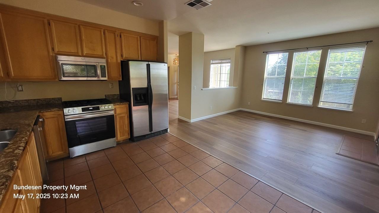 2012 Chetwood Dr - Photo 7 of 20