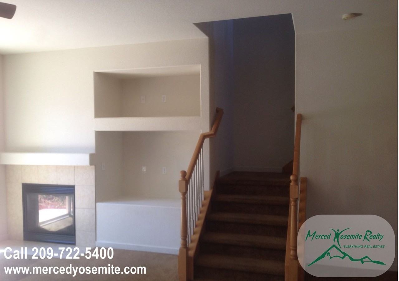 1356 Carlsbad Dr - Photo 3 of 7