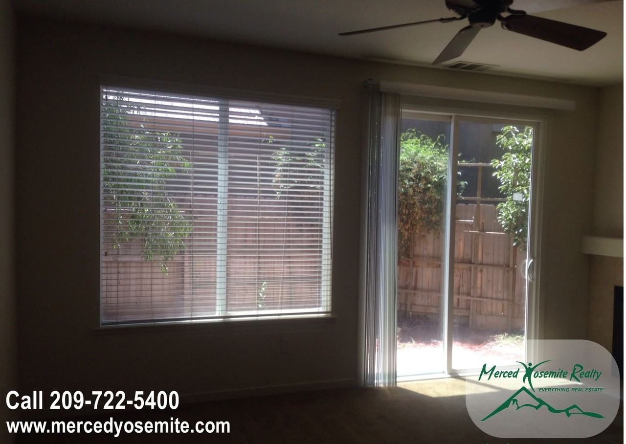 1356 Carlsbad Dr - Photo 4 of 7