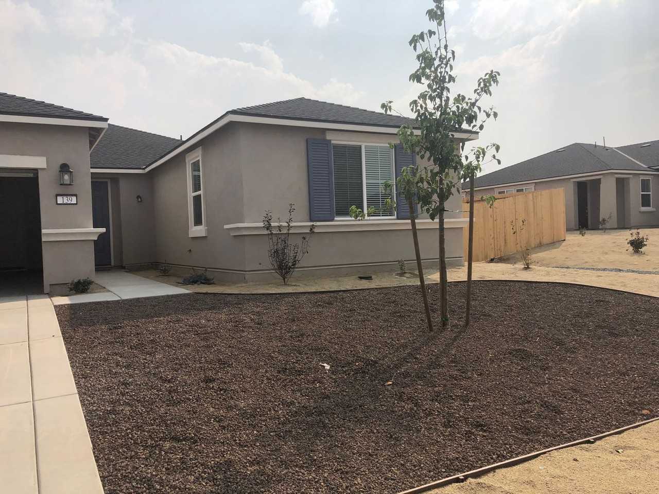 139 San Joaquin Dr - Photo 2 of 15