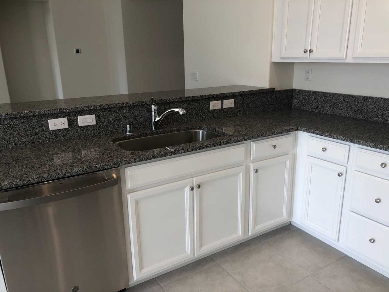 139 San Joaquin Dr - Photo 3 of 15