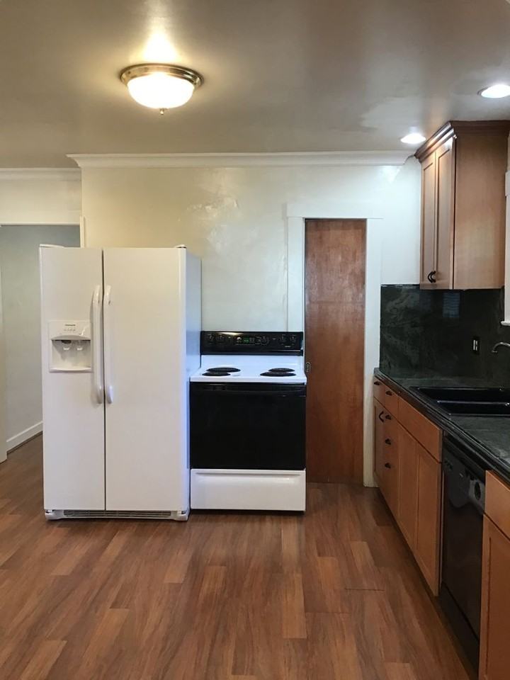 189 S Lincoln St - Photo 7 of 16