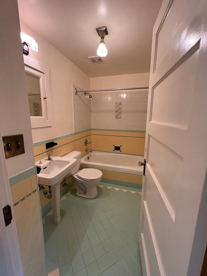 108 1/2 Richardson St - Photo 7 of 13