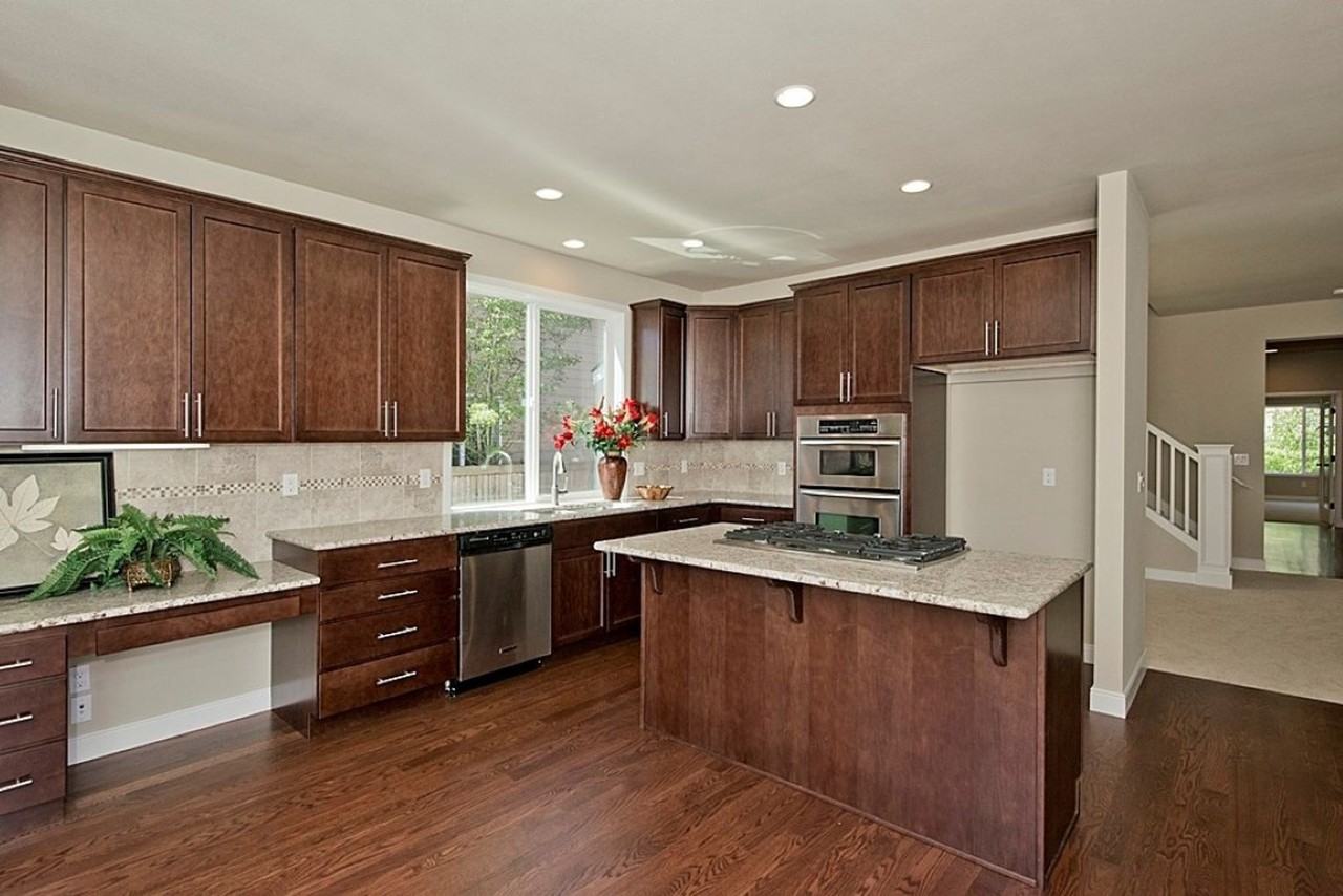 2106 263rd Ln Se - Photo 2 of 25