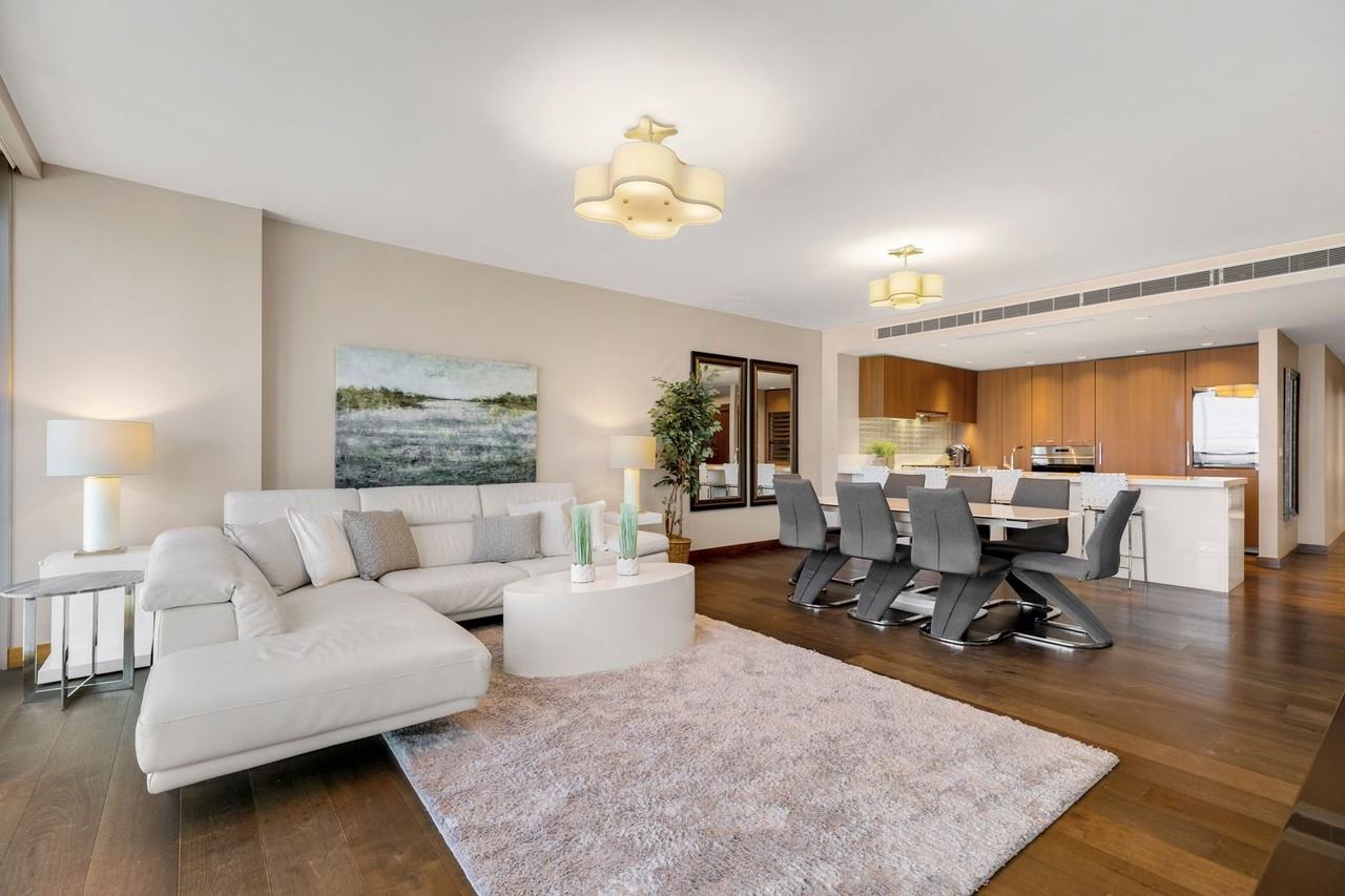 1555 Kapiolani Blvd #1300 - Photo 2 of 18