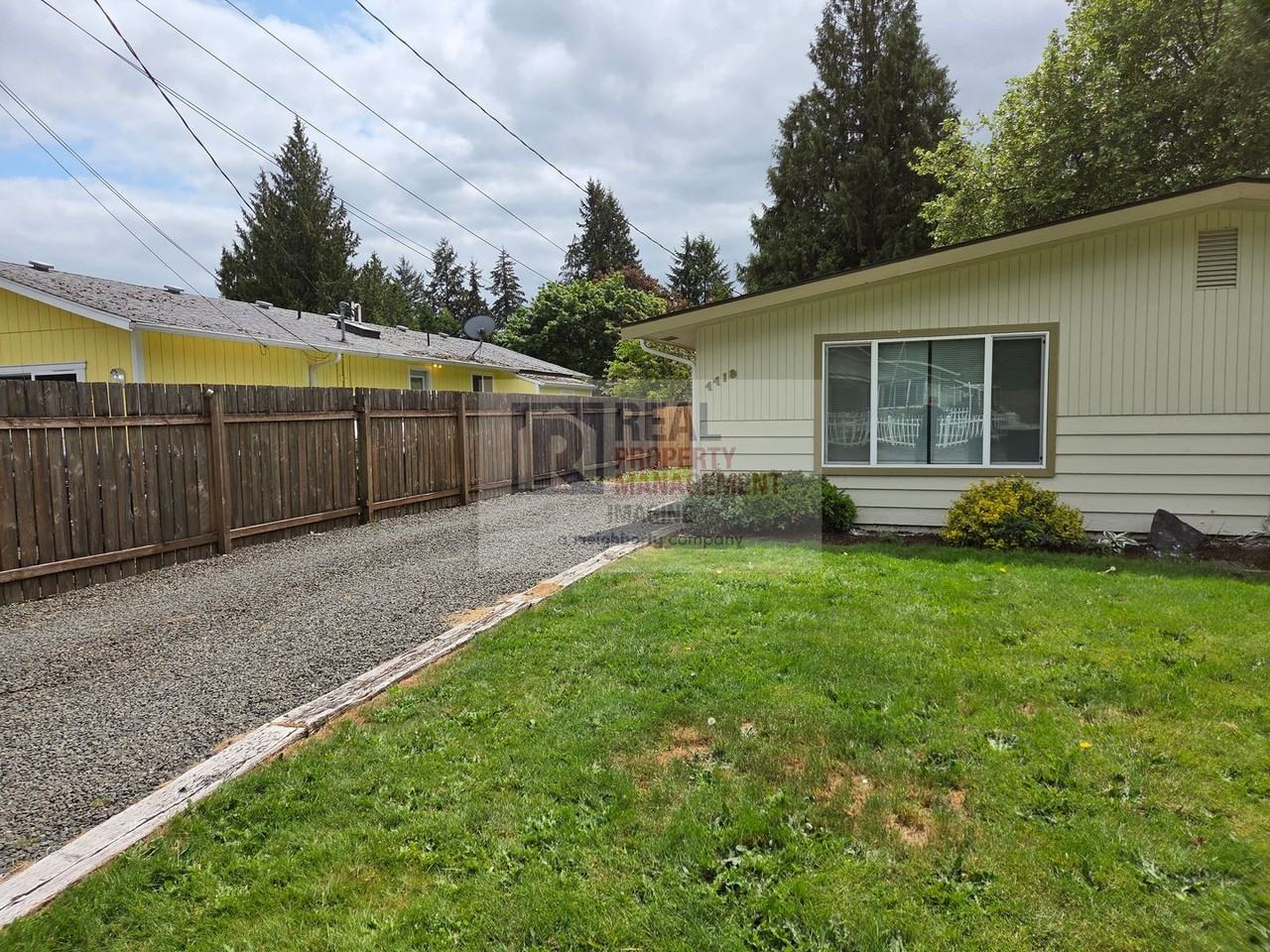 4419 21st Ct Se - Photo 5 of 25
