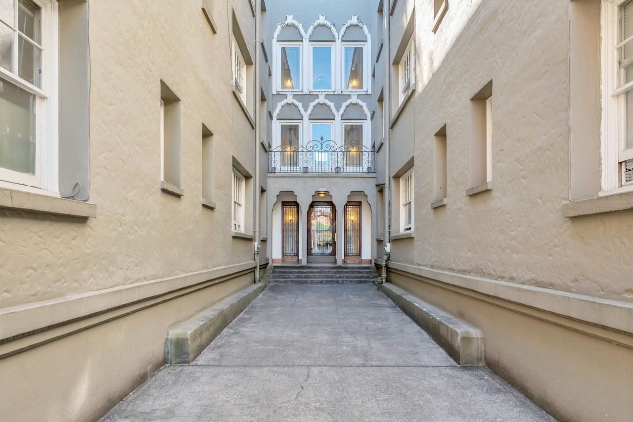 Flanders Apartments - Photo 3 of 39