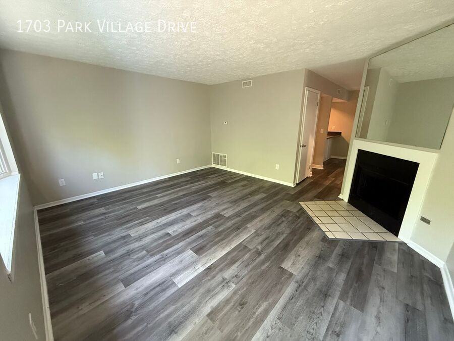 1703 Park Village Dr - Photo 2 of 24