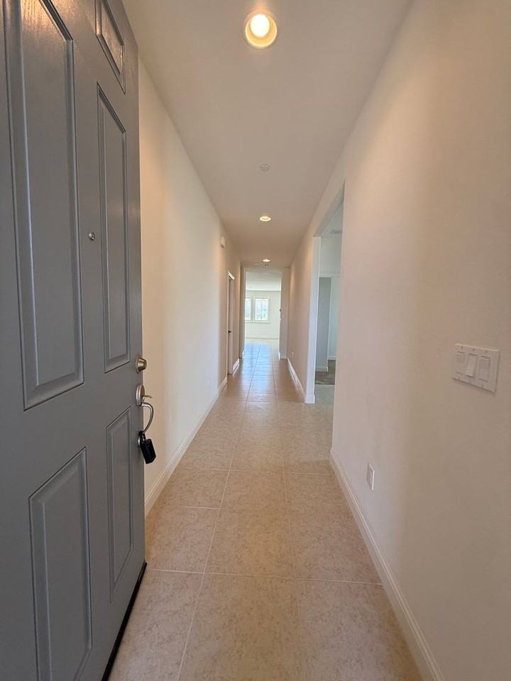 860 Calle De La Rosa - Photo 3 of 35