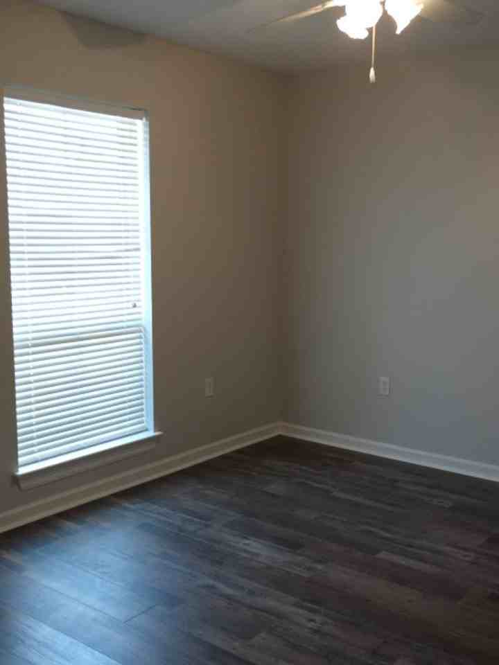 12204 Dove Hollow Dr - Photo 6 of 7