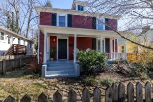 featured image of 310 7th St Sw