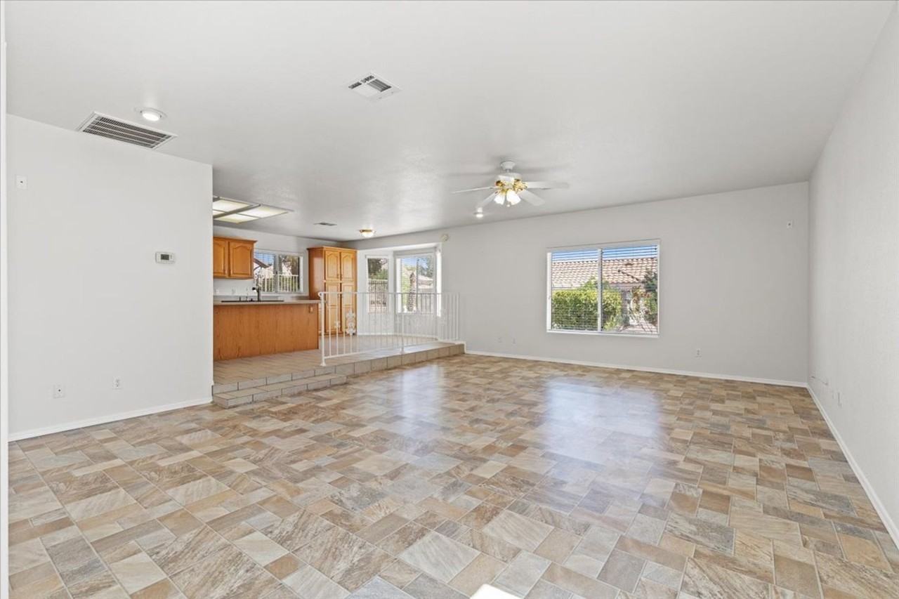 9904 Arbuckle Dr - Photo 2 of 23